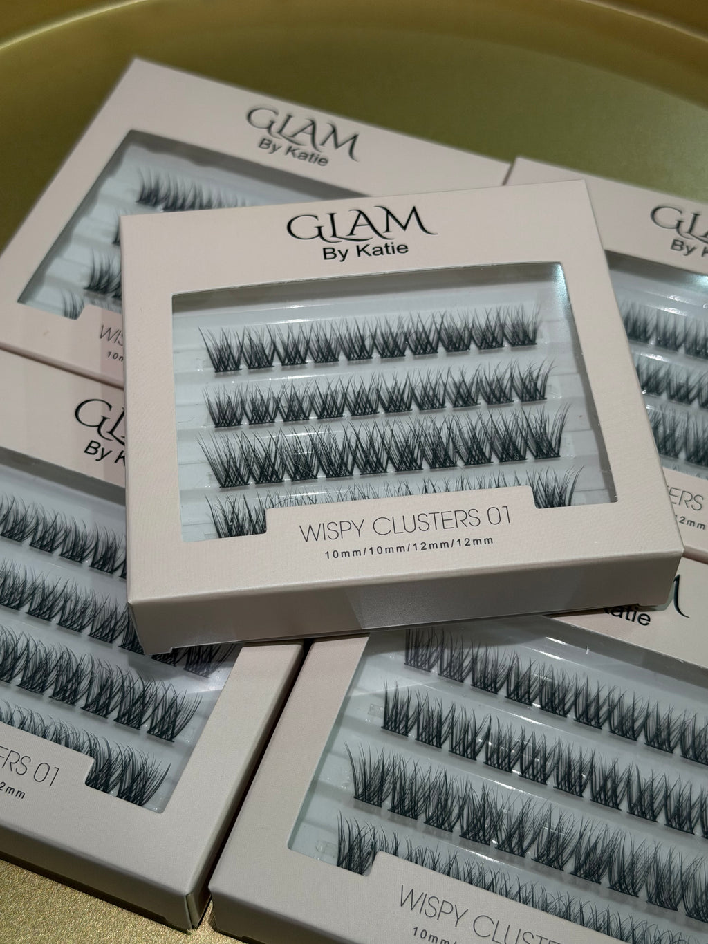Wispy Clusters 01